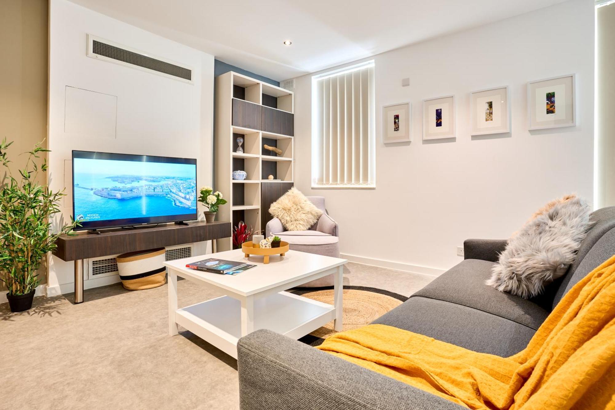 Stylish Apartment In Tigne Point スリーマ エクステリア 写真
