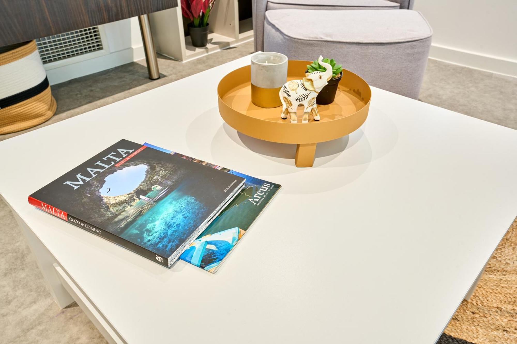 Stylish Apartment In Tigne Point スリーマ エクステリア 写真