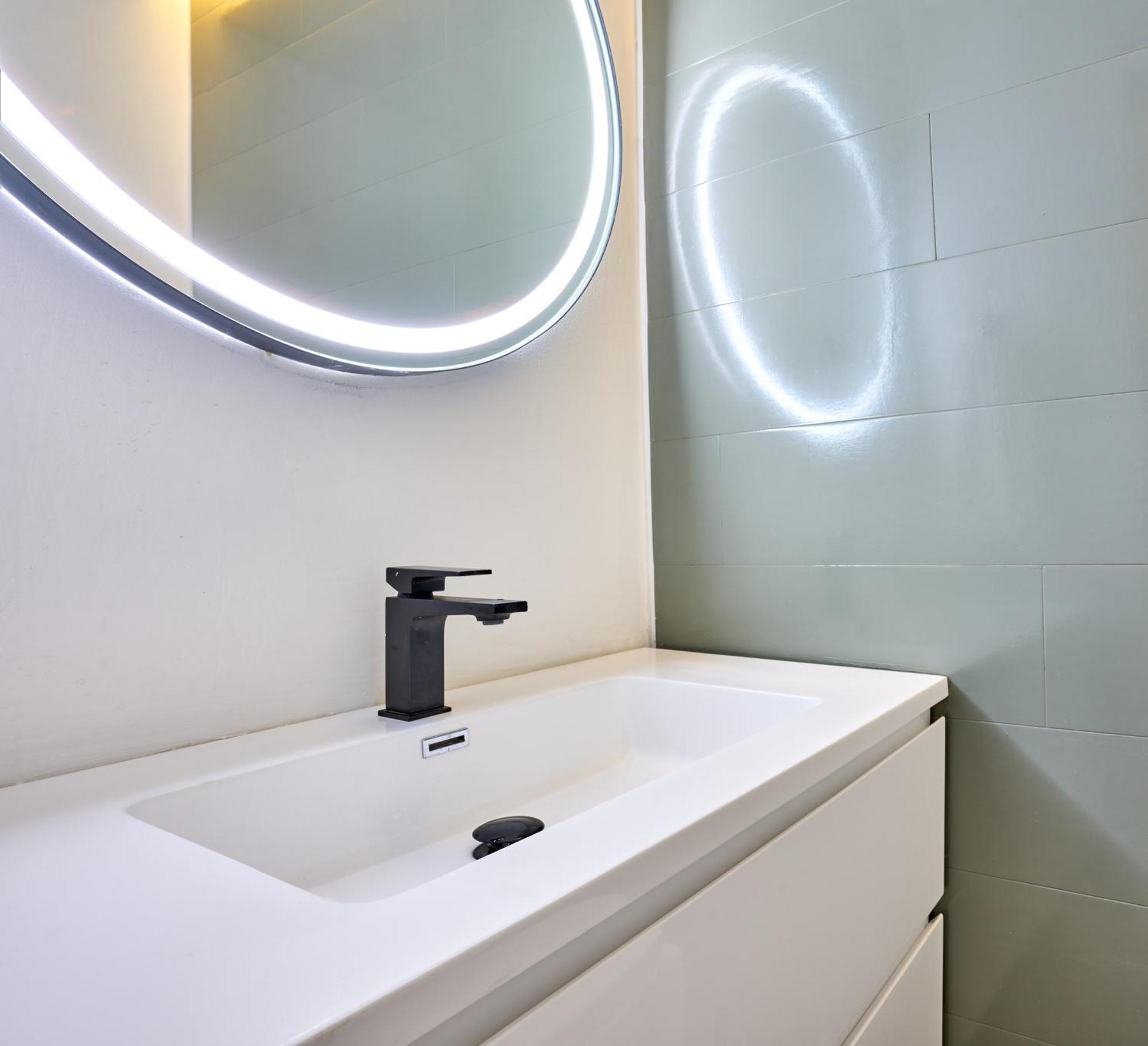 Stylish Apartment In Tigne Point スリーマ エクステリア 写真