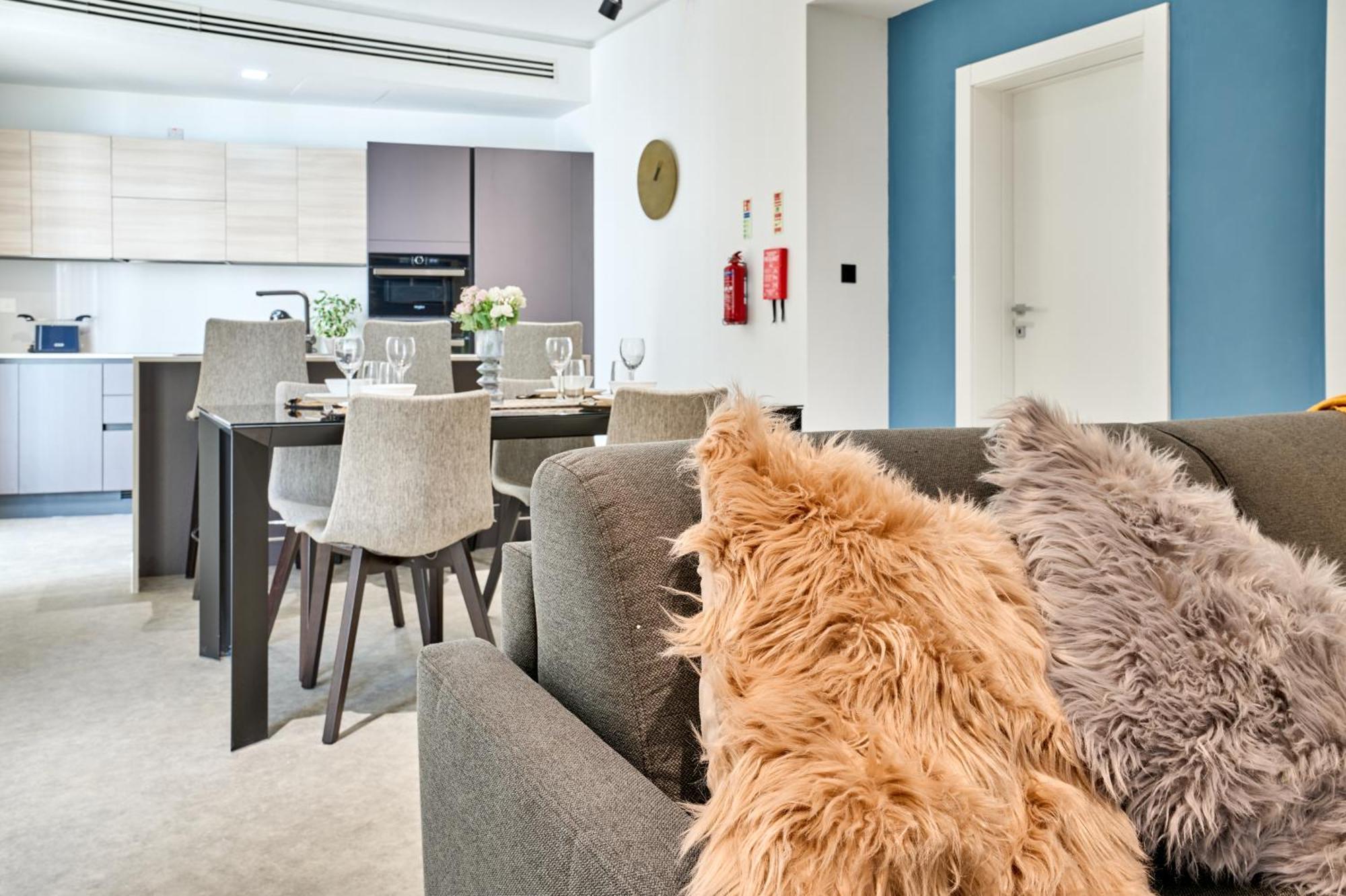 Stylish Apartment In Tigne Point スリーマ エクステリア 写真